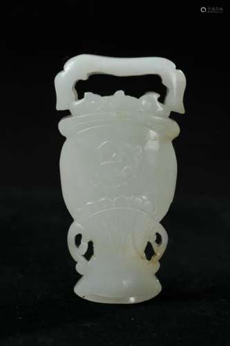 CHINESE WHITE JADE BELT PLAQUE, QING DYNASTY
