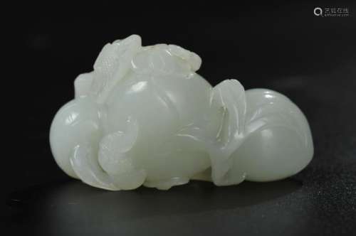 CHINESE WHITE JADE CARVED BAT AND PEACH, QING