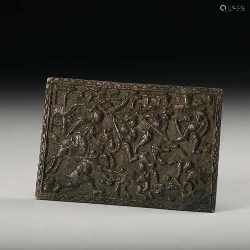 CHINESE BRONZE PLAQUE WITH FIGURAL MOTIF