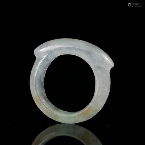 CHINESE JADEITE RING