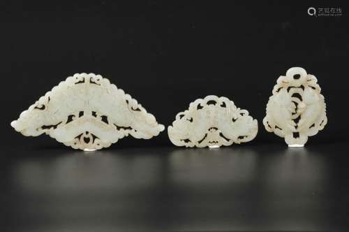 CHINESE QING DYNASTY WHITE JADE PENDANTS, SET OF 3