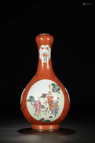 QIANLONG MARK IRON-RED GOLDEN EDGE FAMILLE ROSE VASE