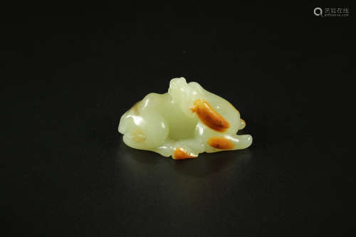 HETIAN GREEN JADE CAMEL HAND PIECE