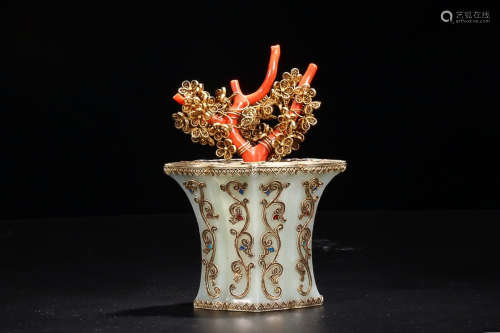 HETIAN JADE WITH GILTBRONZE INLAID CORAL ORNAMENT