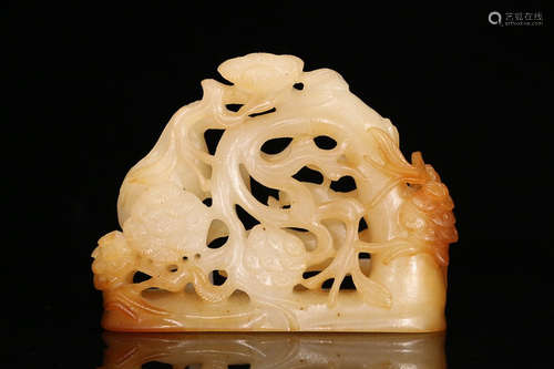 HETIAN JADE CARVING