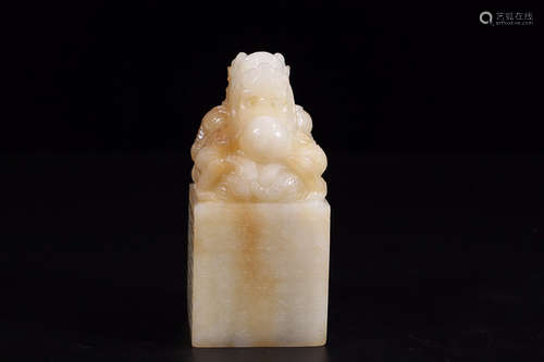 HETIAN JADE DRAGON-TOP SEAL