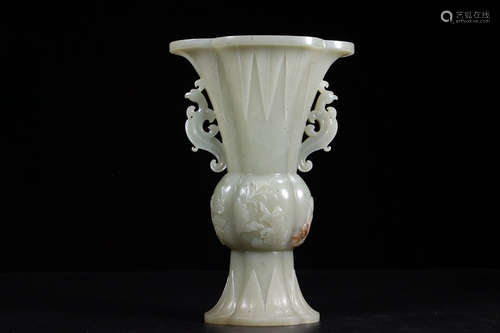 HETIAN JADE FLOWER VASE