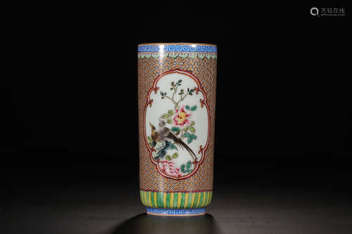 YONGZHENG MARK FAMILLE ROSE 'XISHANGZHITOU' PEN HOLDER