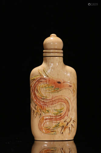 RARE MATERIAL DRAGON CARVING SNUFF BOTTLE