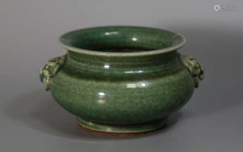 A Chinese Green Glazed Porcelain Incense Burner