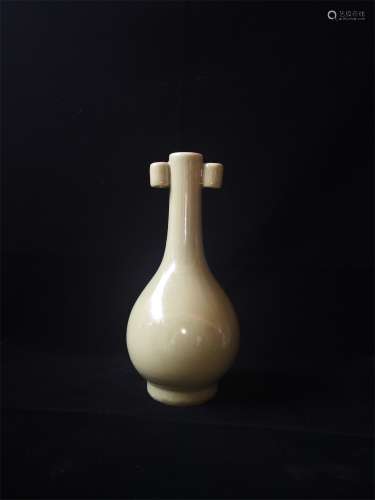 A Chinese Celadon Glazed Porcelain Vase