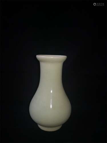 A Chinese Celadon Glazed Porcelain Vase