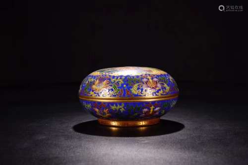 A Chinese Blue Ground Famille-Rose Porcelain Round Box with Cover