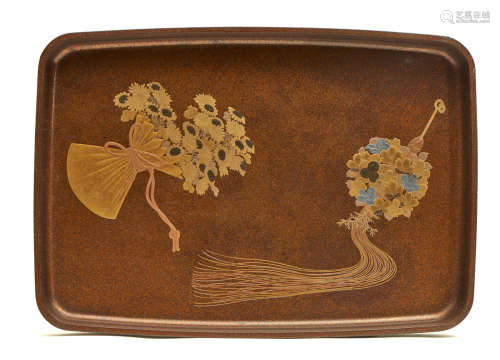 A Japanese hirobuta-tray all over decorated with sprinkled gold nashiji-lacquer