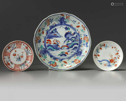 A set of three Japanese Kakiemon wares