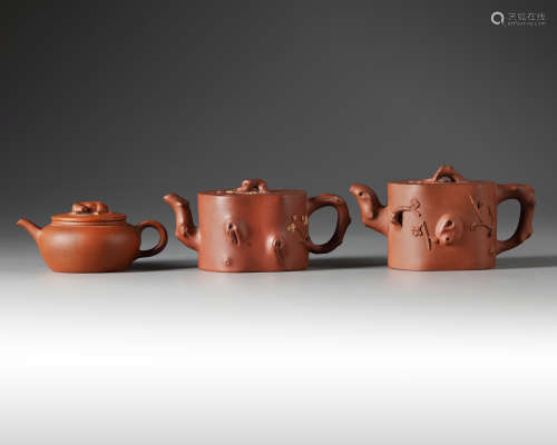 Three Chinese Yixing teapots and covers