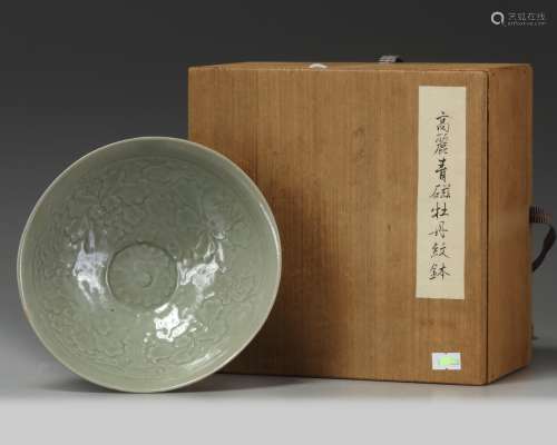 A Korean celadon-glazed 'lotus' bowl