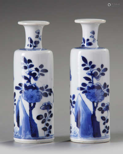 A pair of small Chinese blue and white rouleau vases