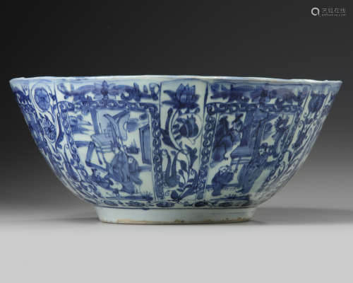 A Chinese blue and white 'Kraak porselein' bowl