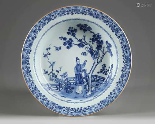 A Chinese blue and white 'lady and boy' basin