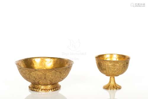 A SET OF ENAMEL GOLDEN BOWL AND CUP