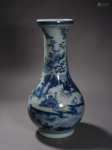 A BLUE AND WHITE FIGURAL VASE, 16TH CENTURY