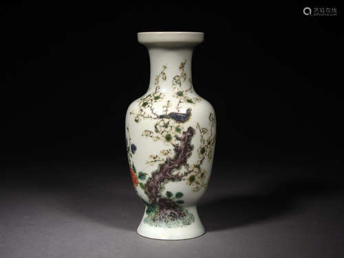 A FAMILLE VERTE VASE, KANGXI PERIOD