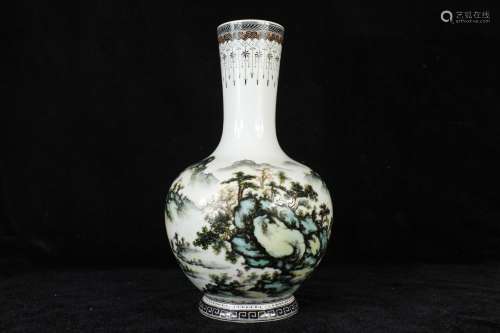 A Chinese Famille-Rose Porcelain Vase