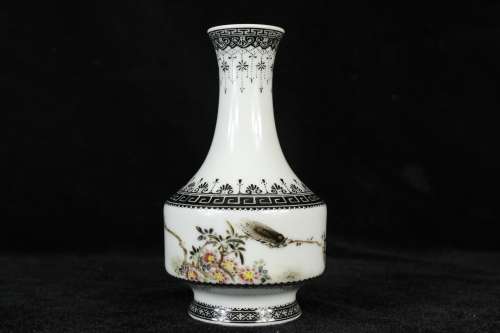 A Chinese Famille-Rose Porcelain Vase