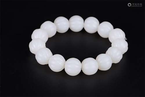 A Chinese Carved Jade Bracelet