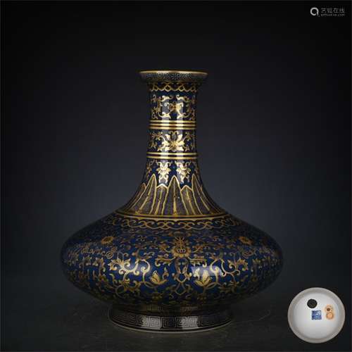 A Chinese Blue Glazed Porcelain Vase