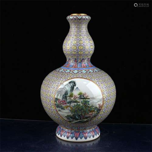 A Chinese Enamel Glazed Porcelain Double Gourd Vase