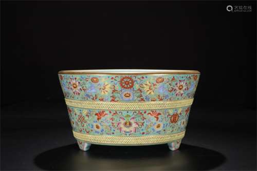 A Chinese Enamel Glazed Porcelain Water Pot