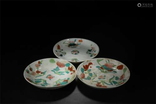 Three Chinese Famille-Rose Porcelain Plates