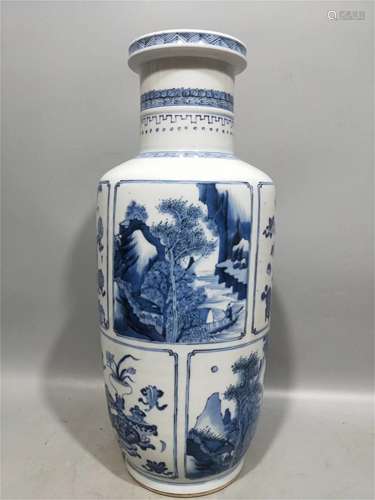 A Chinese Blue and White Porcelain Vase