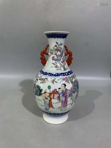 A Chinese Famille-Rose Porcelain Vase