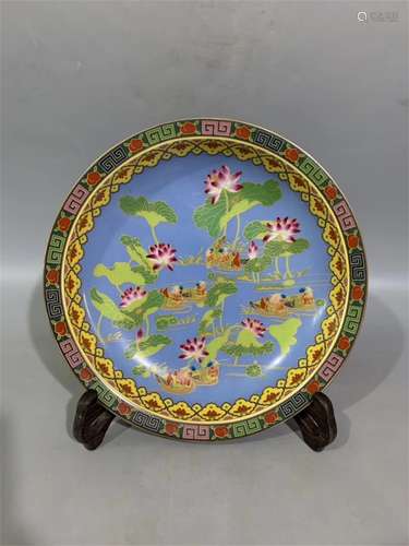 A Chinese Famille-Rose Porcelain Plate