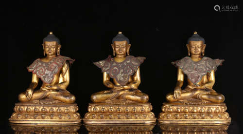 THREE CHINESE GILT BRONZE SEATED BUDDHA
