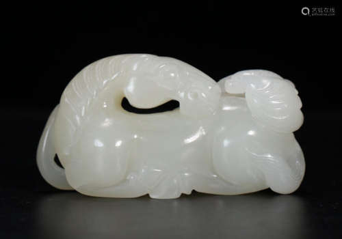 CHINESE NEPHRITE JADE HORSE TABLE ITEM