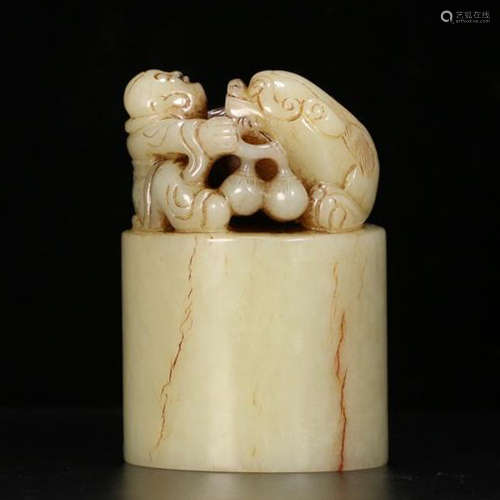 CHINESE YELLOW JADE BEAST SEAL