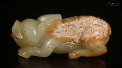 CHINESE ANCIENT JADE PIG TABLE ITEM