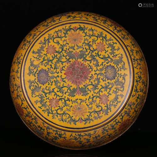 CHINESE COLOR PAINTED YELLOW LACQUER FLOWER LIDDED BOX