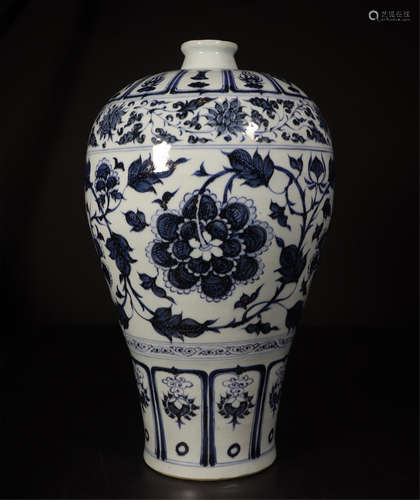 CHINESE PORCELAIN BLUE AND WHITE FLOWER MEIPING VASE