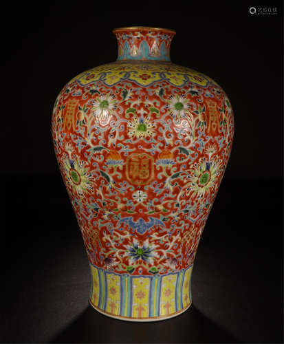 CHINESE PROCELAIN FAMILLE ROSE MEIPING VASE