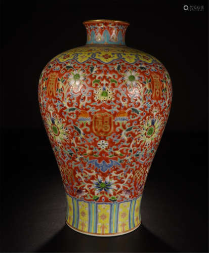 CHINESE PROCELAIN FAMILLE ROSE MEIPING VASE