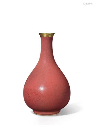 清康熙 郎窑红釉胆瓶