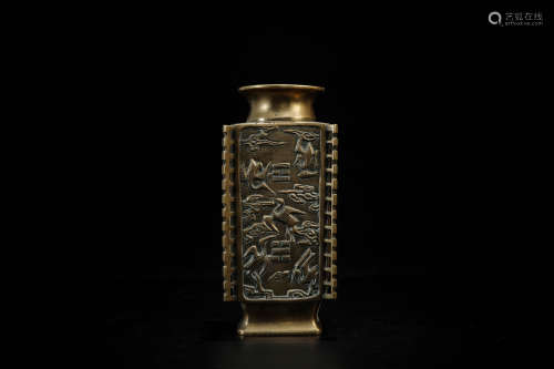 A Chinese Gilt Bronze Vase