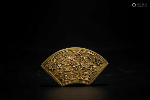 A Chinese Gilt Bronze Incense Case with Cover