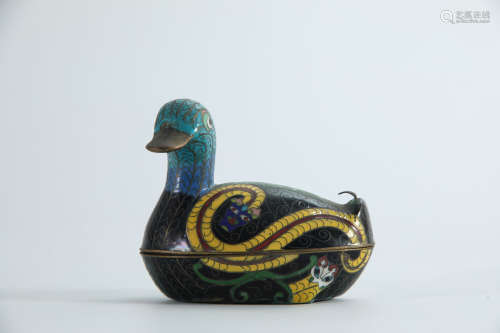 A Chinese Cloisonne Duck-Shape Box with Cover