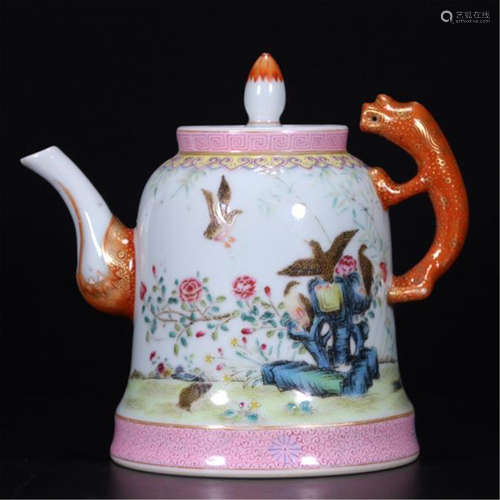 CHINESE PORCELAIN FAMILLE ROSE BIRD AND FLOWER TEA POT